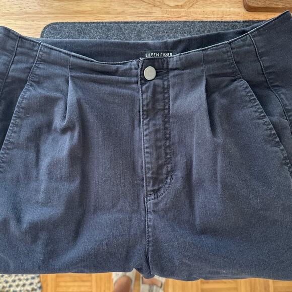 Eileen Fisher Women's Black Organic Cotton Denim Tapered Pant, Size 6, EUC - Picture 6 of 8